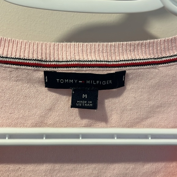 Tommy Hilfiger - Size Medium Long sleeve sweater - Picture 3 of 4